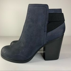 Kenneth Cole Reaction Might Make it Ankle Boots